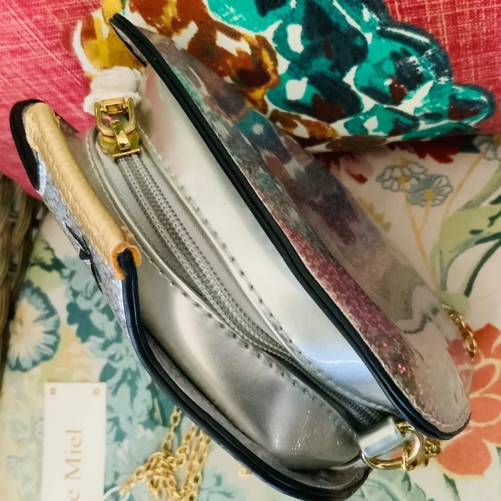 TEQUILLA Bag ❤️ BLOWOUT SALE❤️ FUN NOVELTY HANDBAG  SILVER PURSE CROSSBODY - Picture 4 of 7